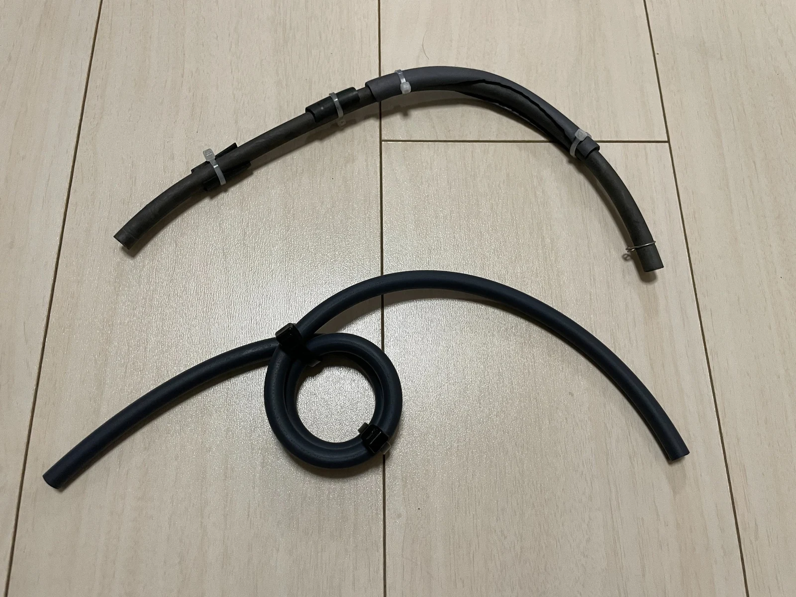 約60cmへ延長して輪にしたPE24用負圧ホース